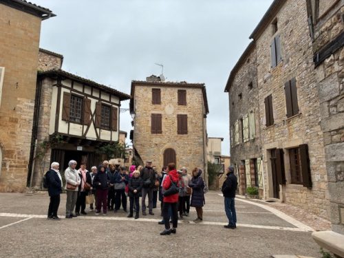 Découverte des villages perchés  Puycelsi et Penne